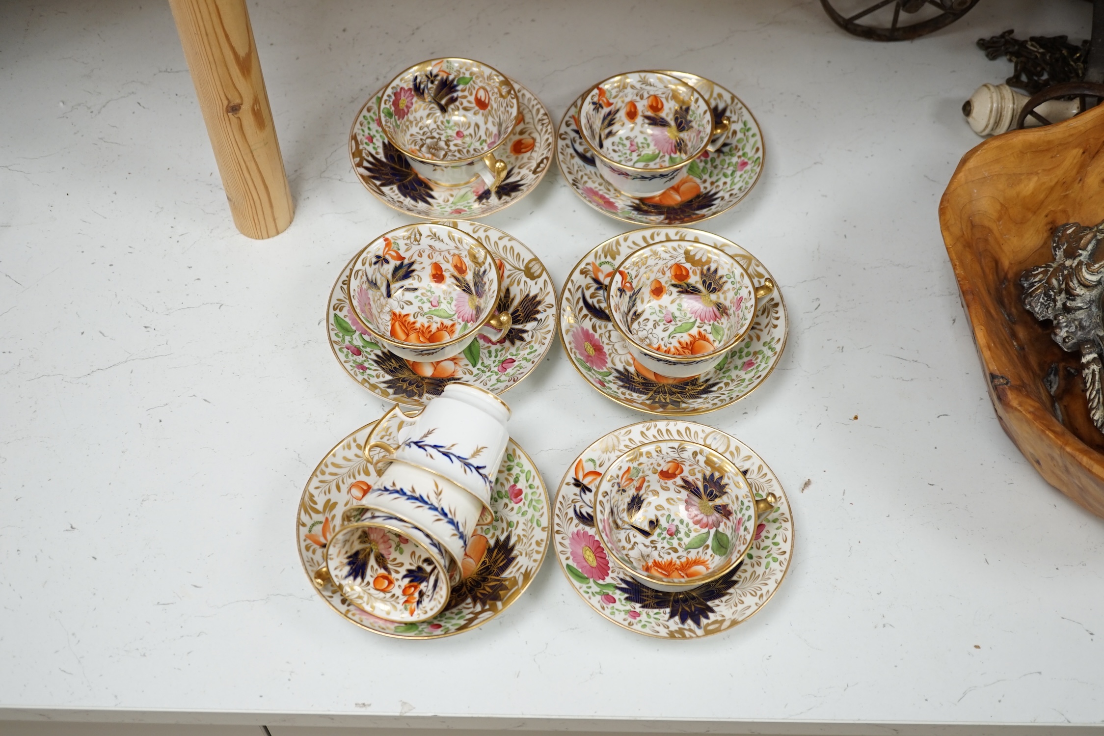 An early 19th century London shape part tea set, probably Coalport. Condition - some damage